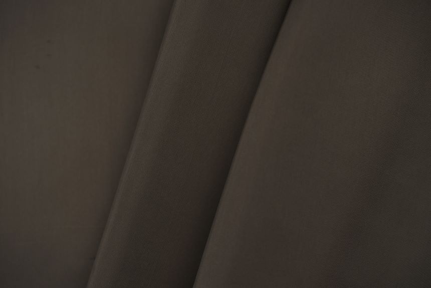 светло-коричневый