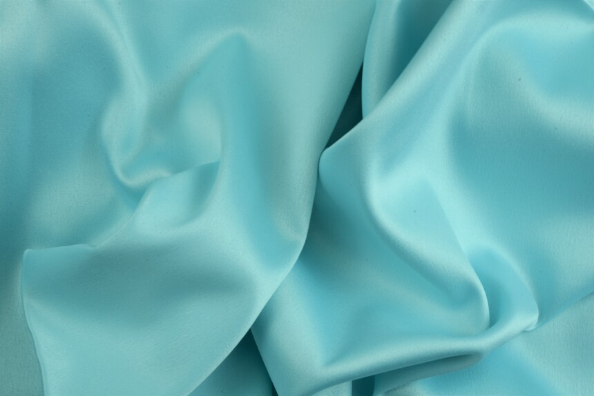 светло-бирюзовый