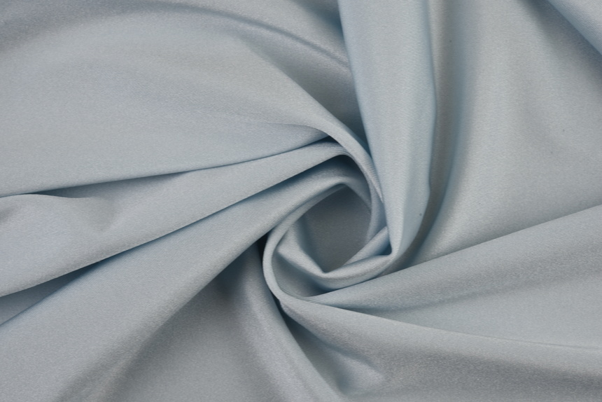 светло-голубой