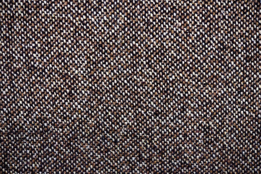 коричневый