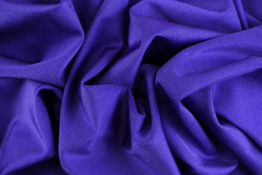 фиолетовый