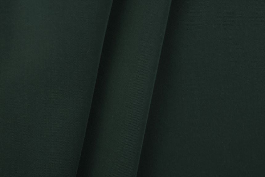 темно-зеленый