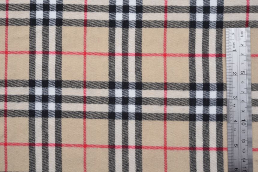 светло-бежевый