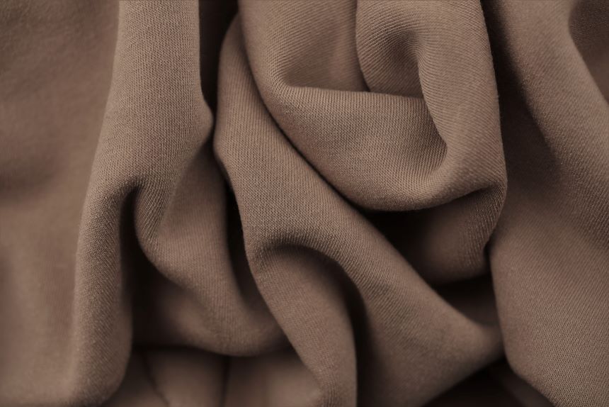 темно-бежевый