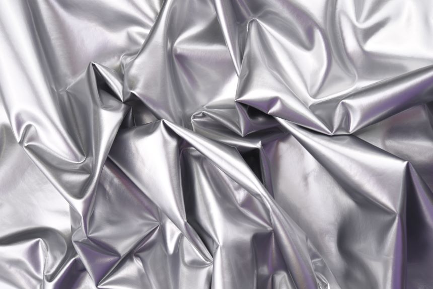 серебряный