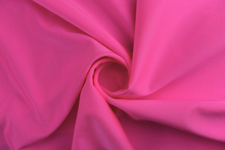 ярко-розовый