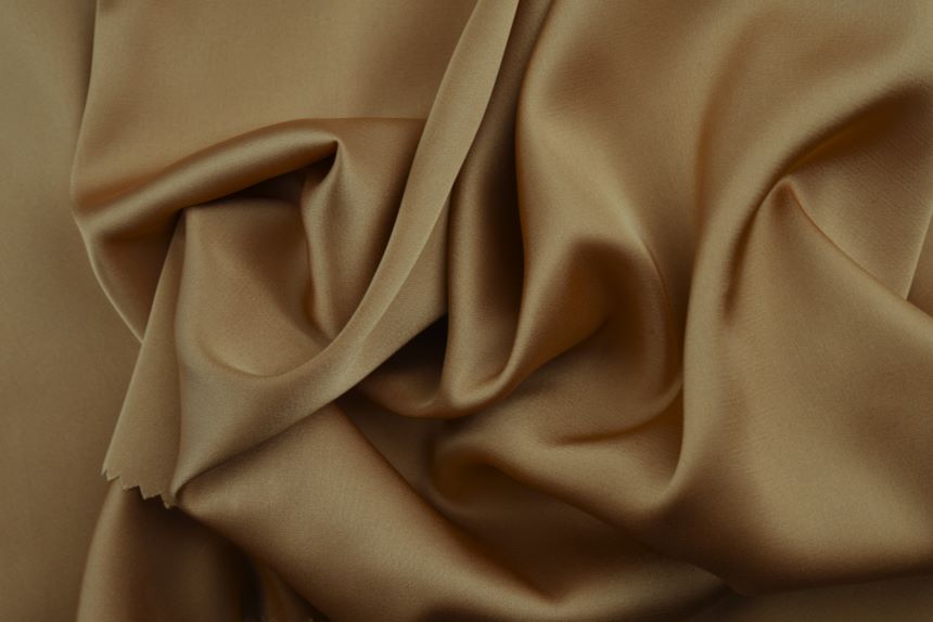 темно-бежевый