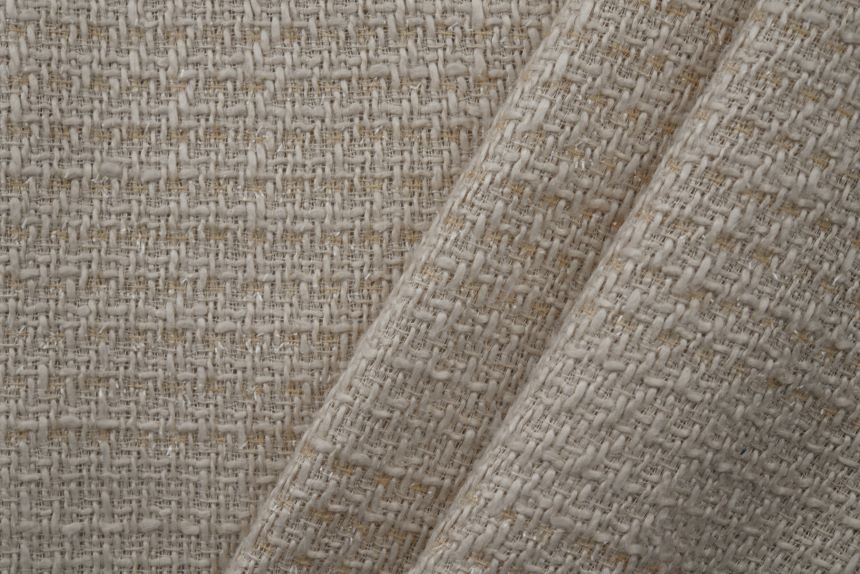 светло-бежевый