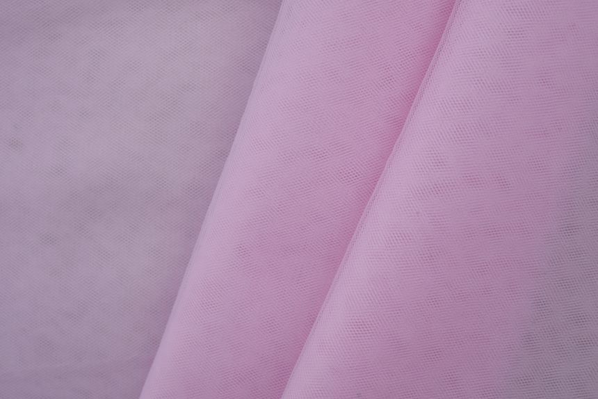 светло-розовый