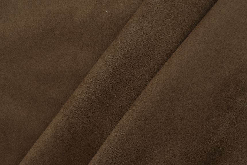 светло-коричневый