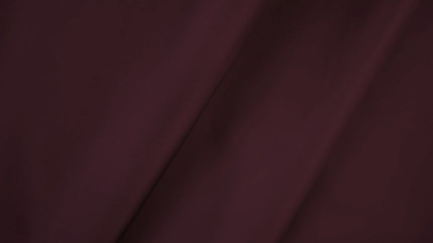 бордовый