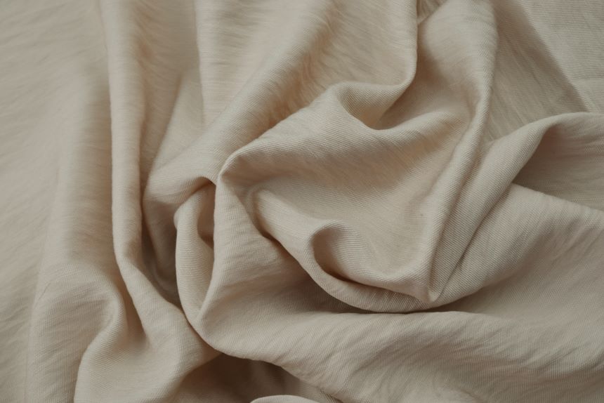 светло-бежевый