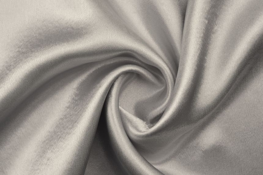 серебряный