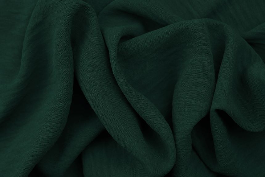 темно-зеленый