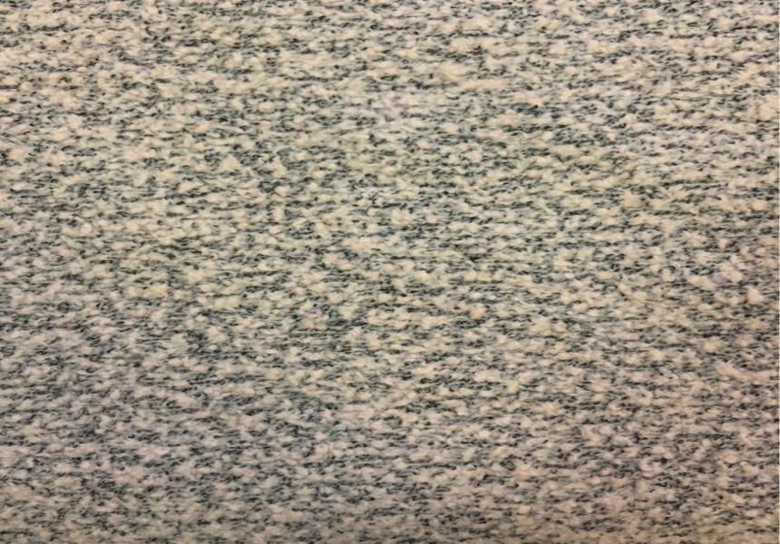 персиковый