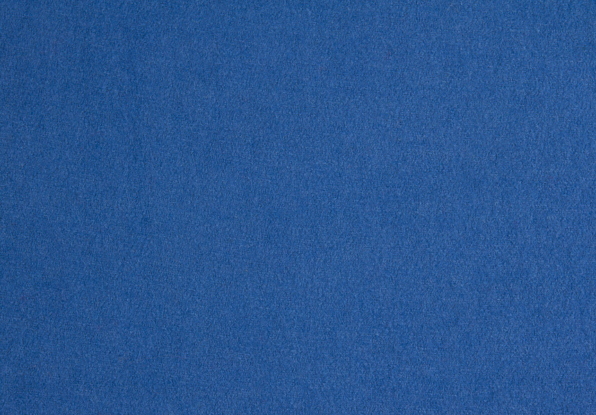 ярко-голубой