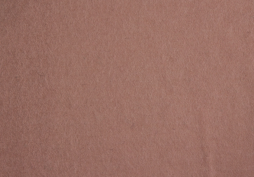 персиковый