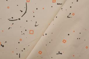 персиковый